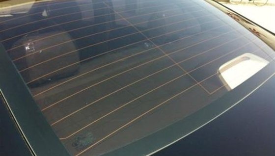 汽車后窗玻璃上的細(xì)線條有什么作用？