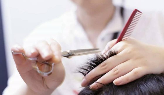 為什么正月不能理發(fā),正月理發(fā)死舅舅的原因