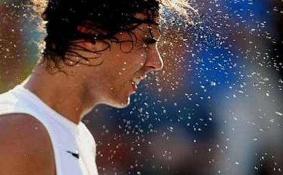 為什么有的人容易出汗,愛(ài)出汗的人是什么體質(zhì)