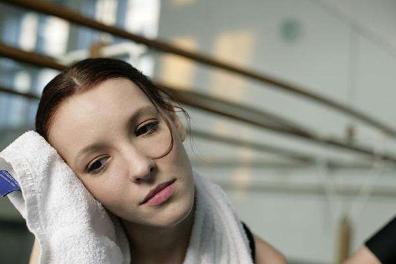 為什么吃飽飯人會(huì)覺得暖和,飯后發(fā)熱的原因