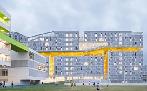 深圳市福田區(qū)福田中學(xué)簡(jiǎn)介概況（建校歷史、地址、師資、校訓(xùn)、環(huán)境）